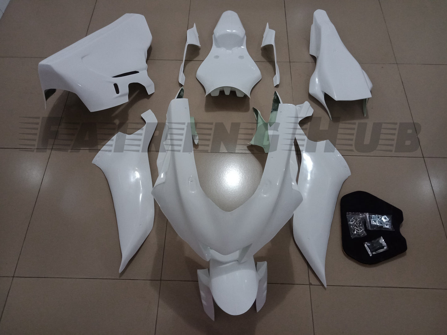 UNPAINTED FIBERGLASS RACE FAIRING KIT FOR YAMAHA R6 2017-2020