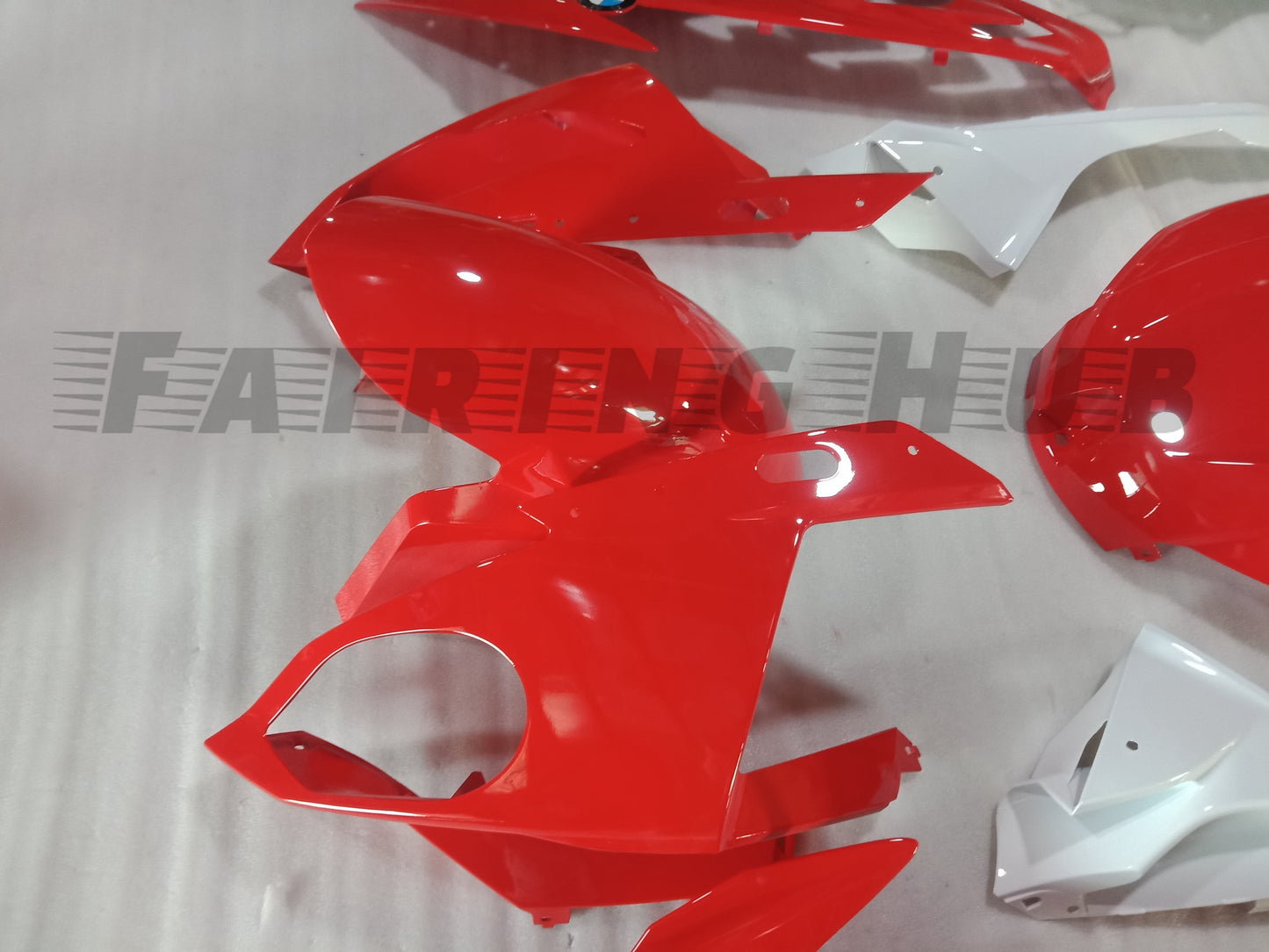 RED FAIRING KIT FOR BMW S1000RR 2015-2018